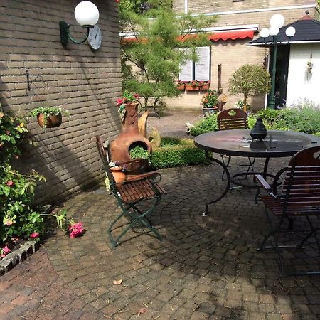 De Aremberg Bed and Breakfast Waalre Exteriör bild