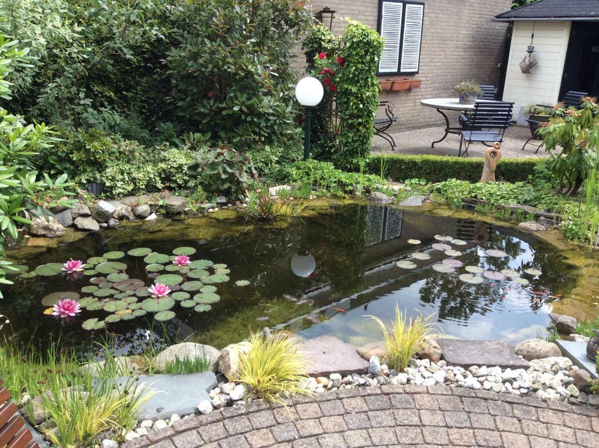 De Aremberg Bed and Breakfast Waalre Exteriör bild